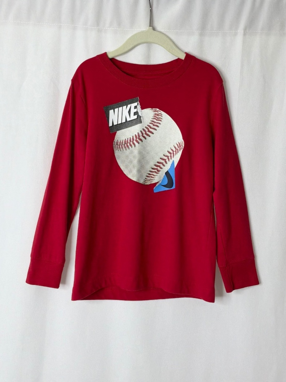Nike Boy’s Long Sleeve Red Baseball Graphic T-Shirt - Size 6 Boys